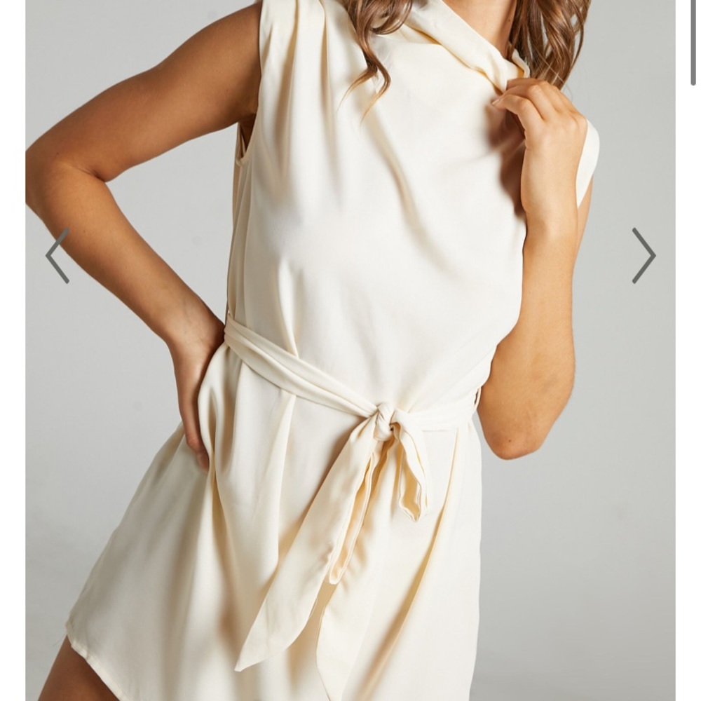 Nenita High Neck Belted Dress in Off White